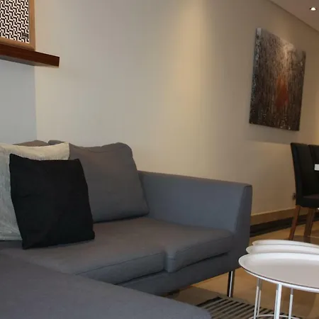 105 - Two-bedroom Beach Daire
