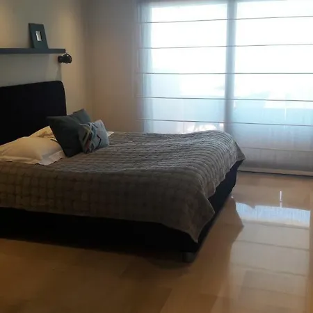 105 - Two-bedroom Beach