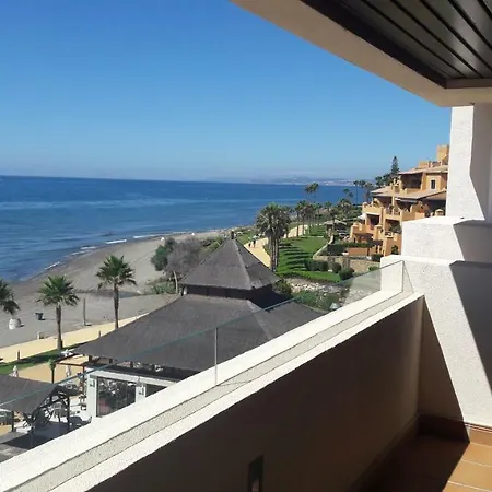 105 - Two-bedroom Beach *
